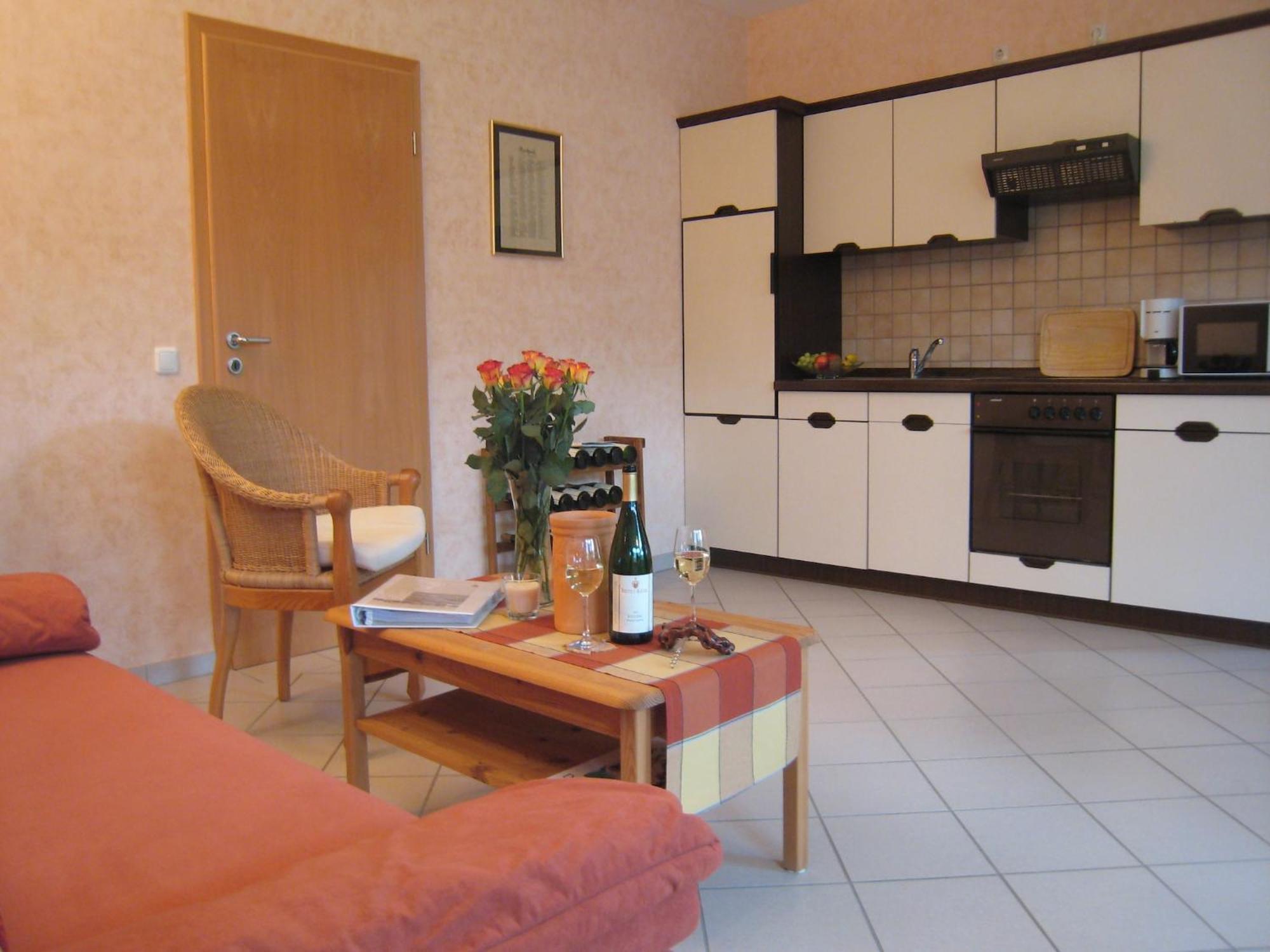 Kinheim Sch Ne Wohnung In Der Moselregion מראה חיצוני תמונה