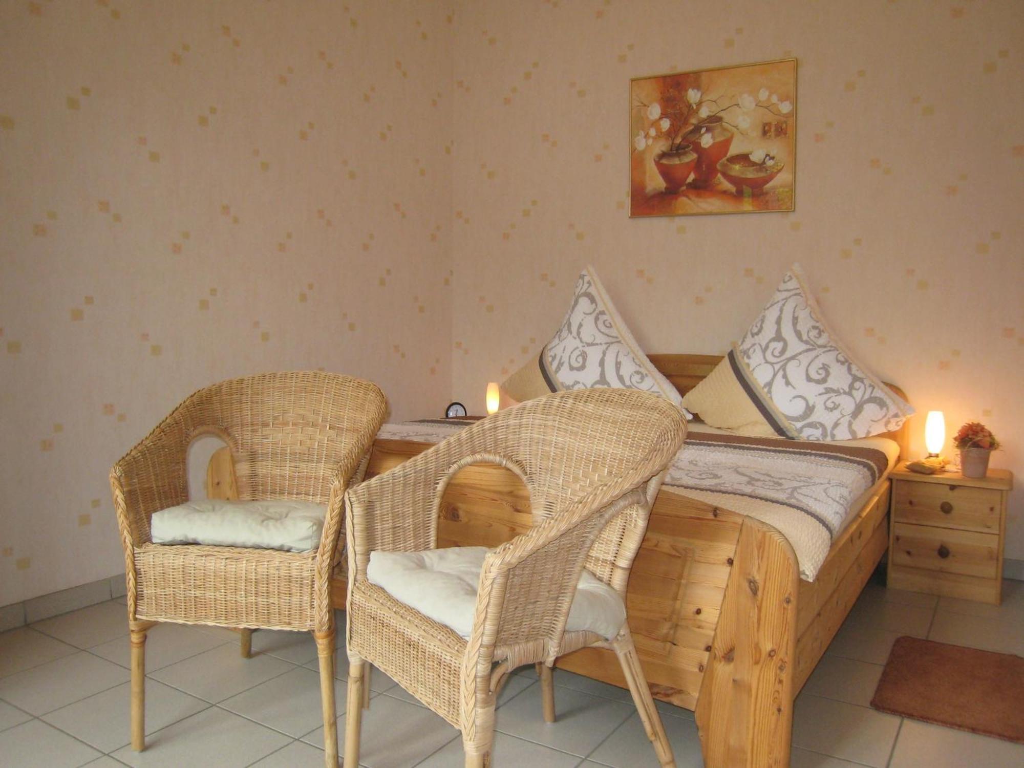 Kinheim Sch Ne Wohnung In Der Moselregion מראה חיצוני תמונה