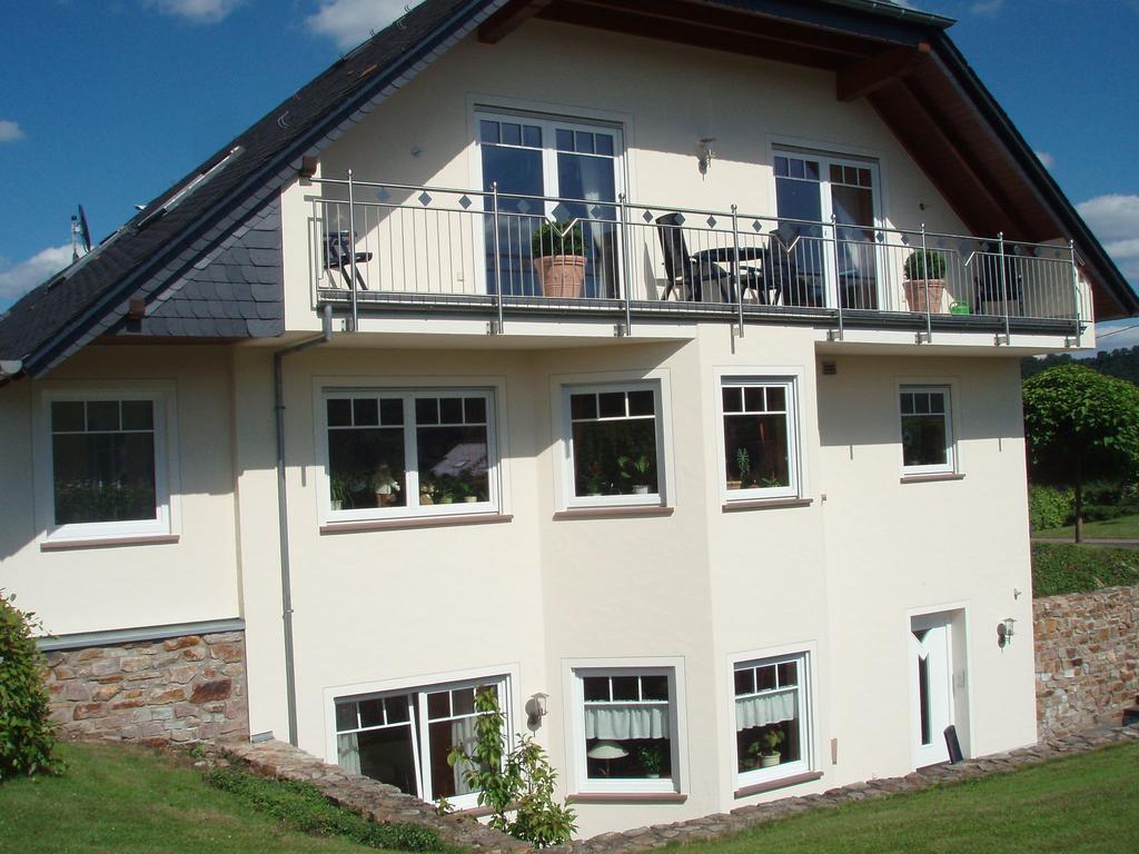 Kinheim Sch Ne Wohnung In Der Moselregion מראה חיצוני תמונה